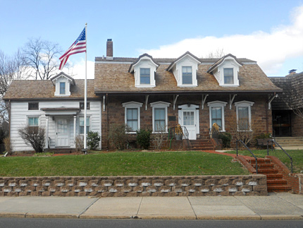 Derick Banta House